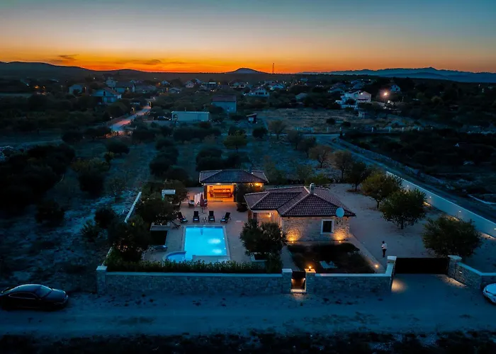 Villa Lunis Velika Cista (Sibenik-Knin)