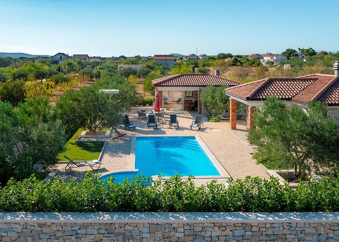 Lunis Villa Velika Cista (Sibenik-Knin)